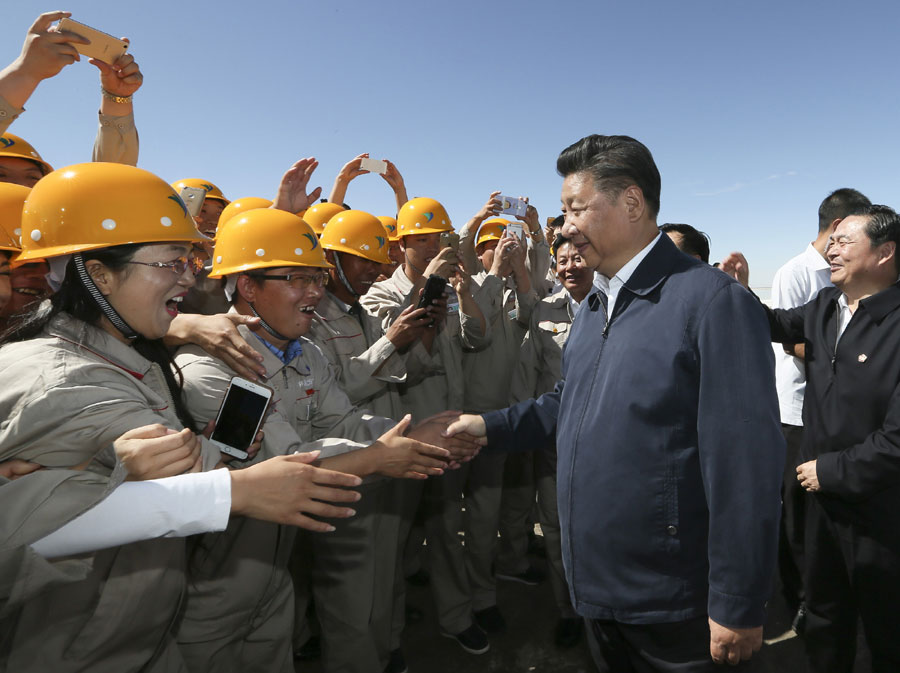 Chinese President Xi Jinping visits a chemical group in a Mongolian and Tibetan Autonomous Prefecture in Qinghai province, northwestern China on August 22, 2016. Xi stressed the need to tap into local resources on the condition of preserving ecological systems. [Photo: Xinhua] 