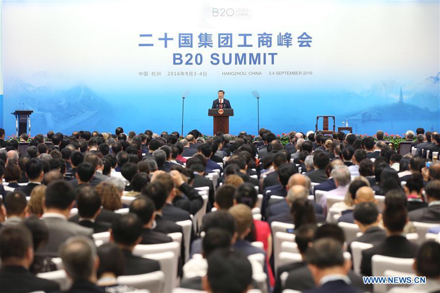  Chinese President Xi Jinping delivers a keynote speech at the Business 20 (B20) summit in Hangzhou, capital of east China