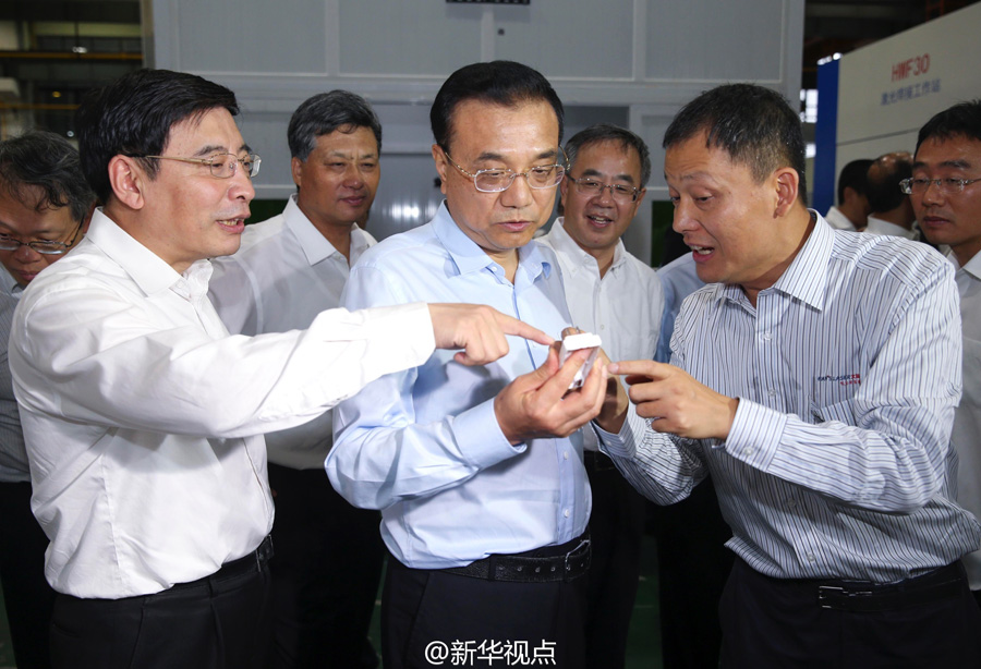 Premier Li Keqiang has called for more efforts to foster a friendly environment for innovation and entrepreneurship in a fresh show of support for the country