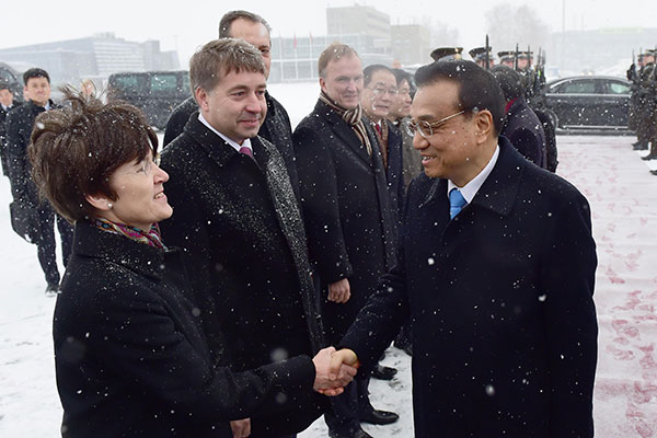 Chinese Premier Li Keqiang leaves Latvia and heads for Russia on Nov. 6, 2016. Latvian officials and China