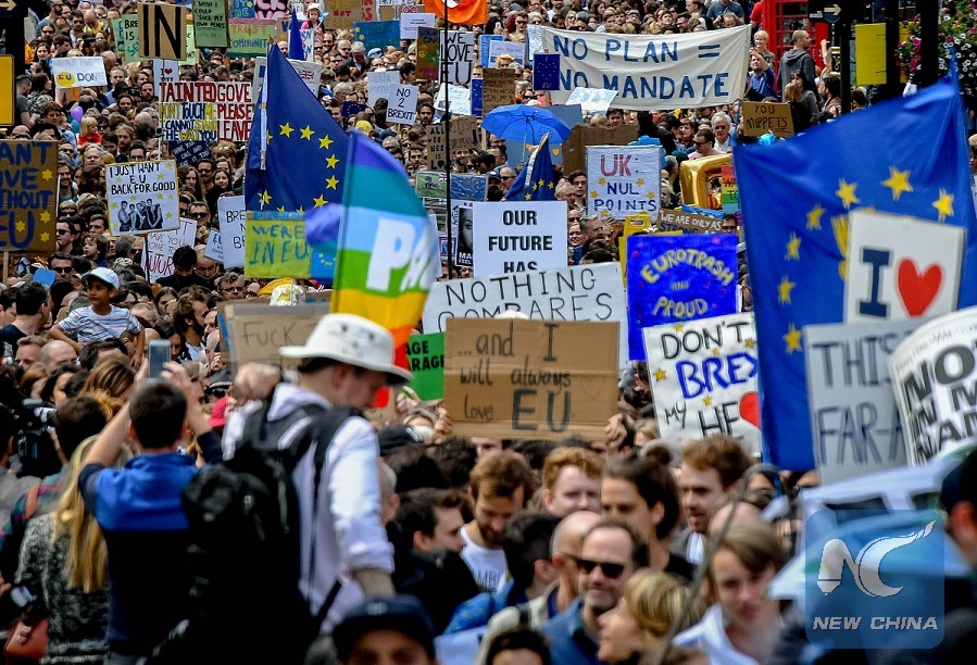 People take part in a march against the outcome of the recent EU referendum, in London, Britain, July 2, 2016. (Xinhua)