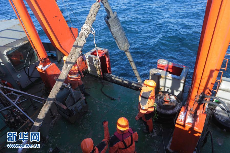 Scientists believe the Ross Sea contains the last prehistoric oceanic ecological system, making it the most likely place to research the life cycle of the South Pole. 