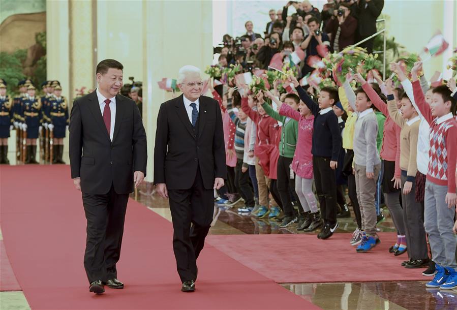 Chinese President Xi Jinping (R) holds a welcome ceremony for his Italian counterpart Sergio Mattarella before their talks in Beijing, capital of China, Feb. 22, 2017.(Xinhua/Li Xueren)