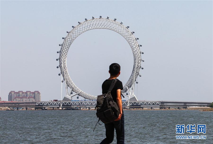 The single-tower cable-stayed bridge is 225 meters long. The 