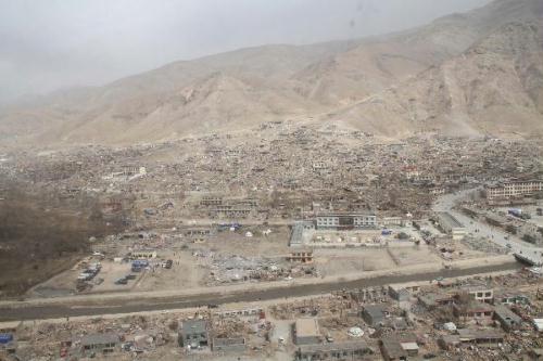 Aerial image taken on April 16, 2010 shows the quake-hit Yushu County, northwest China's Qinghai Province. The death toll from Wednesday's devastating earthquake reached 1,706 on Sunday. (Xinhua/Gou Baogang)