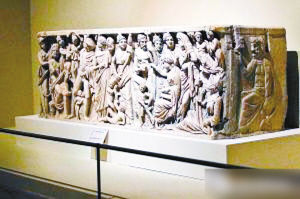 刻有普羅米修斯造人和人類命運故事的石棺