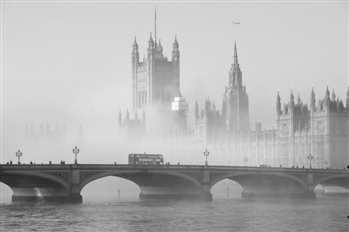 曾經的倫敦也為霧霾所籠罩，並在2個月內造成12000人死亡。