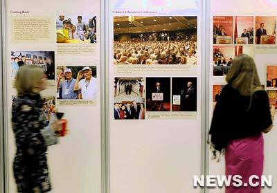 Exposition de photos sur les relations sino-américaines  