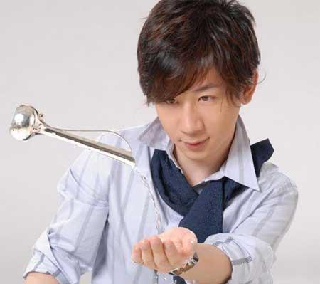 Young magician Liu Qian