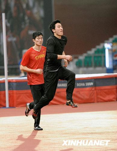 The 26-year-old's warm-up for his first international appearance this season was relatively less intense because of inflammation in his injured foot. And the Chinese hurdle sensation said this time his target was low. 