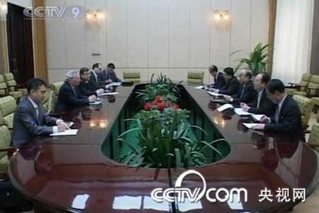 The UN Under-secretary-general for political affairs, Lynn Pascoe held talks with the DPRK's Foreign Minister Pak Ui Chun on Wednesday in Pyongyang.(Photo: CCTV.com)