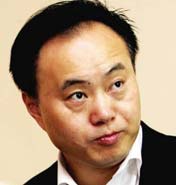 施正榮<br>無錫尚德電力控股有限公司董事長