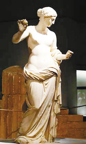 阿英羅狄忒雕像