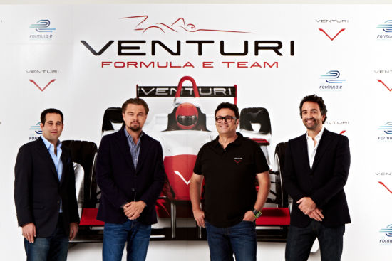 萊昂納多-迪卡普裏奧投資文圖瑞車隊(Venturi)參加電動方程式世界錦標賽。