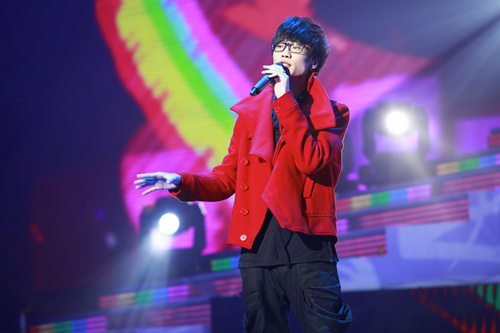 2011年網絡歌手人氣王許嵩演唱《素顏》