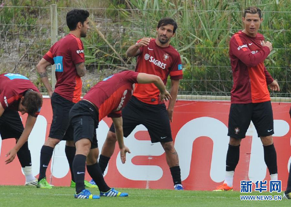 Cristiano Ronaldo se une a selección nacional en Portugal para entrenamientos