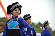 Zhuang People Love Singing