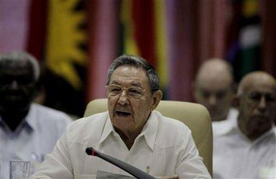 Cuba's President Raul Castro speaks at the Bolivarian Alternative for the Americas (ALBA) summit meeting in Havana, Sunday, Dec. 13, 2009.(AP Photo/Javier Galeano)