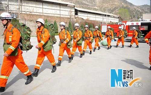 Firefighters and soldiers from Qinghai, as well as neighboring provinces and autonomous regions, have been mobilized for the search and rescue efforts. 