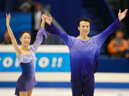 After a two year retirement, Chinese figure skating duo Shen Xue and Zhao Hongbo are back on the ice.