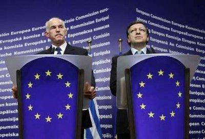 Greek Prime Minister George Papandreou (L) and European Commission President Jose Manuel Barroso hold a joint news conference after a meeting in Brussels March 17, 2010.REUTERS/Yves Herman 