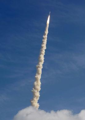 The Ares 1-X test rocket lifts off on a six-minute suborbital flight from launch pad 39B at the Kennedy Space Center in Cape Canaveral, Florida October 28, 2009. (Xinhua/Reuters Photo)