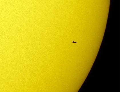 Space Shuttle Spied En Route to Hubble