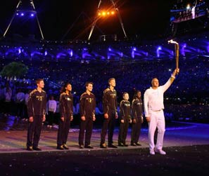 七少年齊力點燃主火炬<br>2012倫敦奧運會
