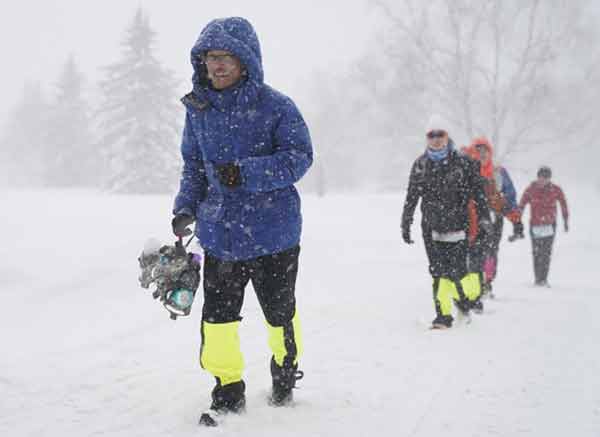 長白山特色雪地馬拉松向天跑活動選手。主辦方供圖