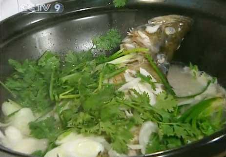 Stewed Local Mandarin Fish with Garlic and Ginger