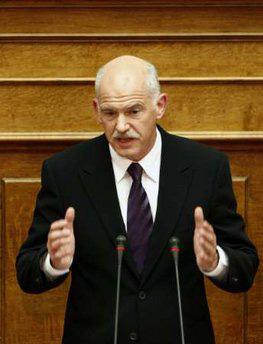 Greece's Prime Minister George Papandreou delivers a speech during a parliament session in Athens December 23, 2009.REUTERS/Yiorgos Karahalis