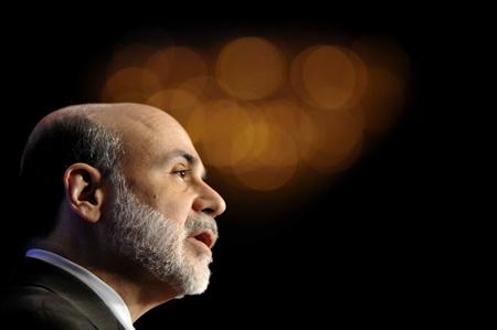 U.S. Federal Reserve Chairman Ben Bernanke delivers remarks during the December Luncheon meeting of the Economic Club of Washington, at the Capital Hilton in Washington on Dec. 7, 2009. (Xinhua/Zhang Yan)