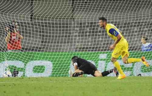 [高清組圖]誇神破門對手獻烏龍 尤文2-1勝切沃