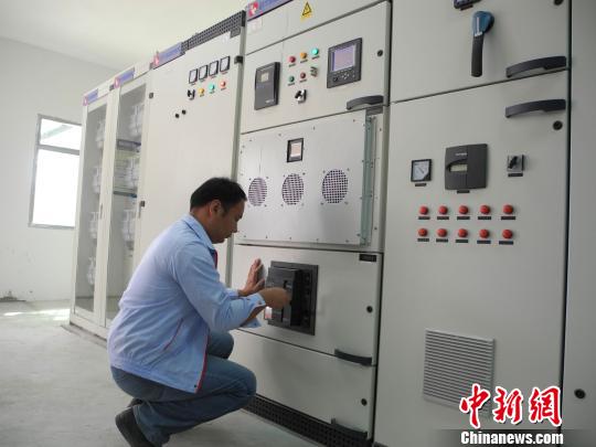 三沙市獨立光伏智慧微電網項目建成發電