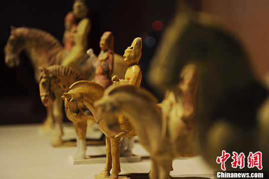 　　《驍騰萬里——中國古代馬文化展》26日于陜西歷史博物館開幕，此次展出匯集了中國歷代與馬相關的文物精品150余件。　張遠　攝