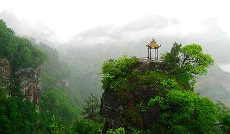 Known as the land of white clouds, Mt. Qiyun is located near Yanqian Town, 15 kilometers west of Xiuning County, Anhui Province. In Chinese, Qiyun literally means "high as the clouds". Although not as famous as Mt. Huangshan in Anhui, Mt.Qiyun is unique in the entire tourist resort in southern Anhui with its beautiful natural scenery, rich culture, especial geological structure and Taoist culture. Much has been done to preserve the Taoist culture on the mountain. With a maximum elevation of 585m, this mountainous area covering 110 square kilometers has been designated a national forest park. This area is divided into four scenic spots, namely Yuehua Street, Towers above Towers, Young cave, and Hengjiang River. There are plenty of tablet inscriptions and stone inscriptions on Mt. Qiyun. Among them, the inscriptions "heavenly magical beauty", "marvelous prominent peak" and "wonder from time immemorial" are so grand that they are praised as the epitome of perfection. [Globaltimes.cn]