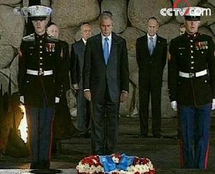 Before leaving Israel, President Bush visited Christian holy sites in Galilee.(CCTV.com)