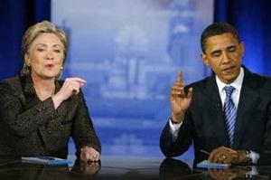 US Democratic presidential candidates Senator Hillary Clinton (D-NY) and Senator Barack Obama (D-IL) square off in the last debate before the Ohio primary in Cleveland, Ohio, February 26, 2008. [Agencies]