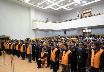 An open court session in connection with the Lhasa violence on March 14 is held at the Intermediate People's Court of Lhasa, capital of southwest China's Tibet Autonomous Region, April 29, 2008. (Xinhua Photo)