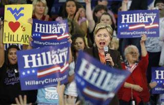 U.S. Democratic presidential candidate Senator Hillary Clinton (D-NY) campaigns during a rally at Logan Middle School in West Virginia, May 12, 2008. West Virginia holds its Presidential Primary on May 13. (Xinhua/Reuters Photo)