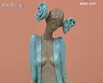 The "2008 Exhibition of Plastic Arts - Works of Rising Artists", which opened at the National Museum of Fine Arts on Monday, gave prominence to the plastic creations of up and coming artists.