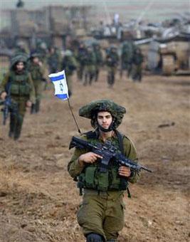 Israeli soldiers return to Israel early morning January 18, 2009 after a combat mission in Gaza. (Yannis Behrakis/Reuters)