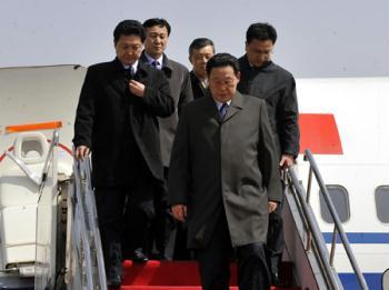 Visiting Premier of the Democratic People's Republic of Korea (DPRK) Kim Yong Il (FRONT) arrives in Jinan, capital of east China's Shandong Province, March 17, 2009. Kim kicked off his official goodwill visit to China Tuesday. (Xinhua/Zhu Zheng)