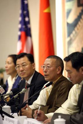 The Tibetan delegation of the National People's Congress, China's top legislature, holds a press conference in Washington, the United States, on March 17, 2009.   (Xinhua Photo)