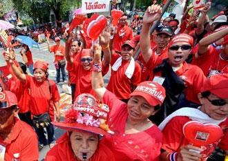 Thai demonstrators continued their anti-government protest on Thursday. They're demanding the resignation of the King's top advisor.