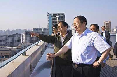 The delegation takes a bird's eye view of the Expo site.