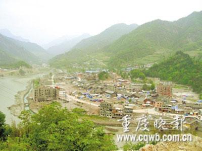 Yuli Township, once completely submerged due to flooding, reemerged as the water level of Tangjiashan quake lake receded.