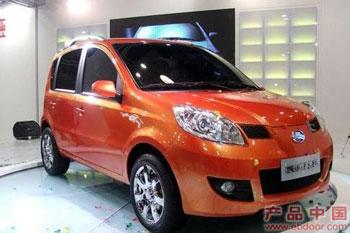 Shanghai's car market showed signs of an improvement in the first quarter of this year.