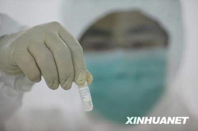 China is expecting to produce its first batch of A/H1N1 influenza vaccine by the end of July. Four drug manufacturers now have the seed virus.