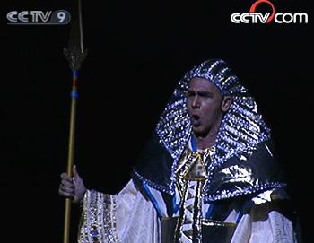 From the Middle-East - the Egyptian slave-girl Aida.(Photo: CCTV.com)